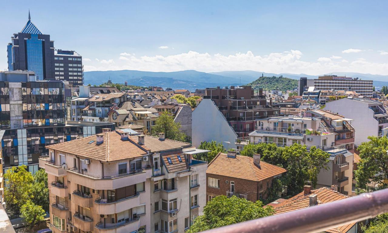 Ferienwohnung Fancy 1Bd Penthouse With Terrace Near The Centre By Flat Mаnager Plowdiw Exterior foto